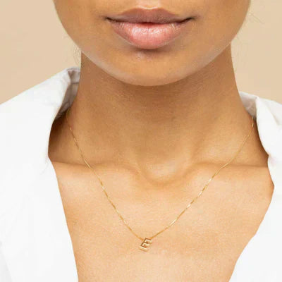 Chic Kärleksbrev Guld Initial Halsband