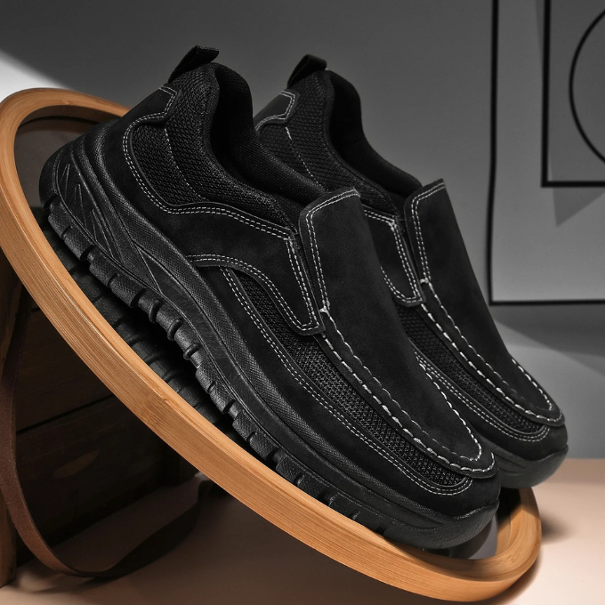 Wayfinder Loafer
