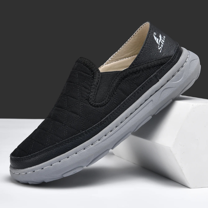 TrailEase Quiltade Loafers