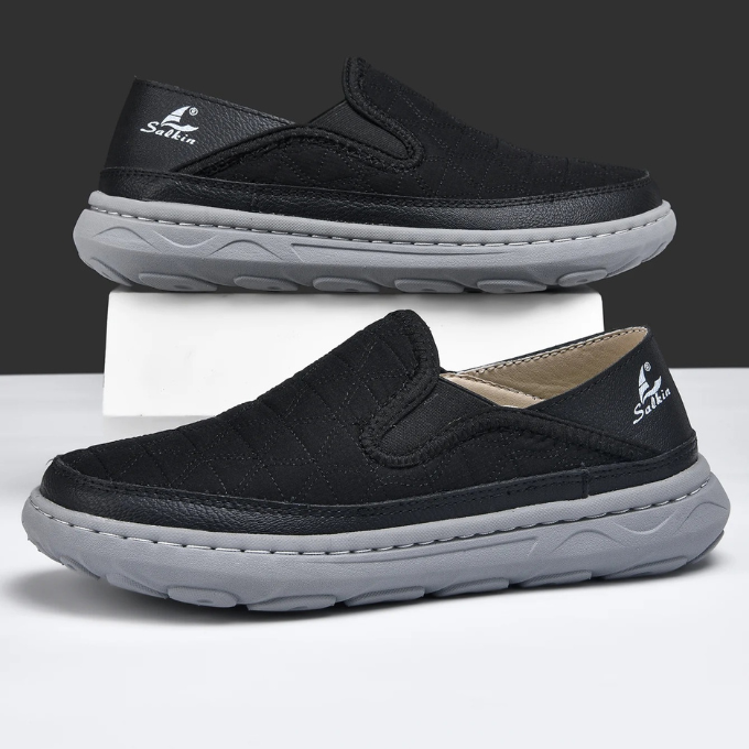 TrailEase Quiltade Loafers